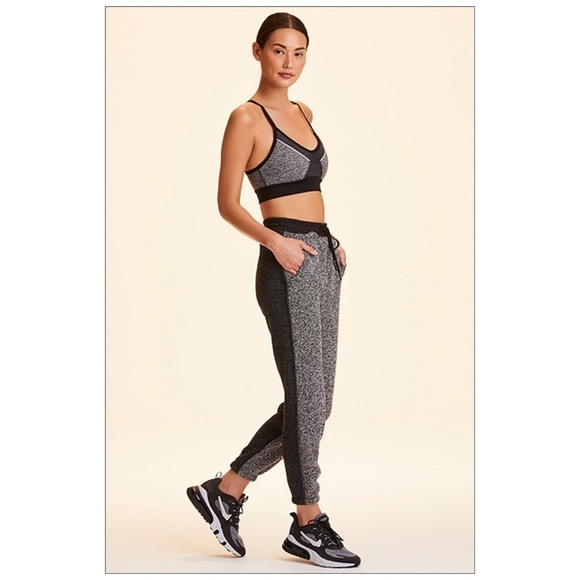 Nwt Alala Textured Retreat Boucle Knit Sweat Pants Joggers Track Pants - Picture 2 of 11